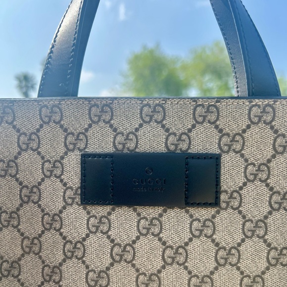 Soft GG Supreme Monogram Web Vertical Tote Bag - Picture 2 of 9